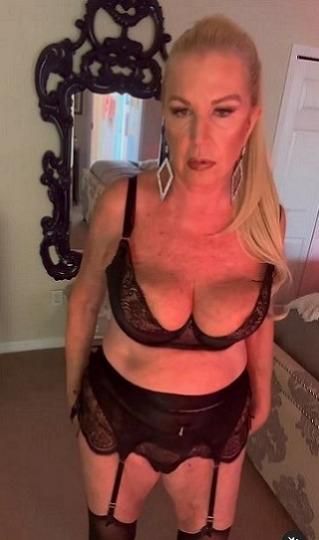 Escorts College Station, Texas Snapchat: Linda21094