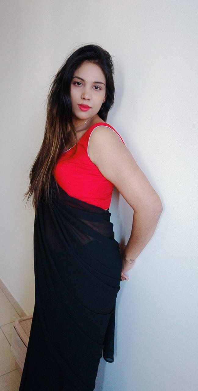 Escorts Abu Dhabi, United Arab Emirates Rachna Indian Model