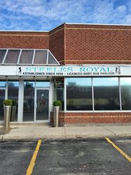 Brampton, Ontario Steeles Royal