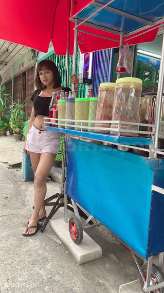 Escorts Bangkok, Thailand Pui