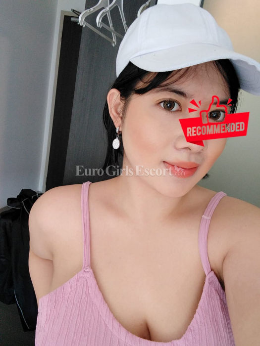 Escorts Jakarta, Indonesia Bella