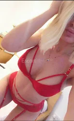 Escorts Dee