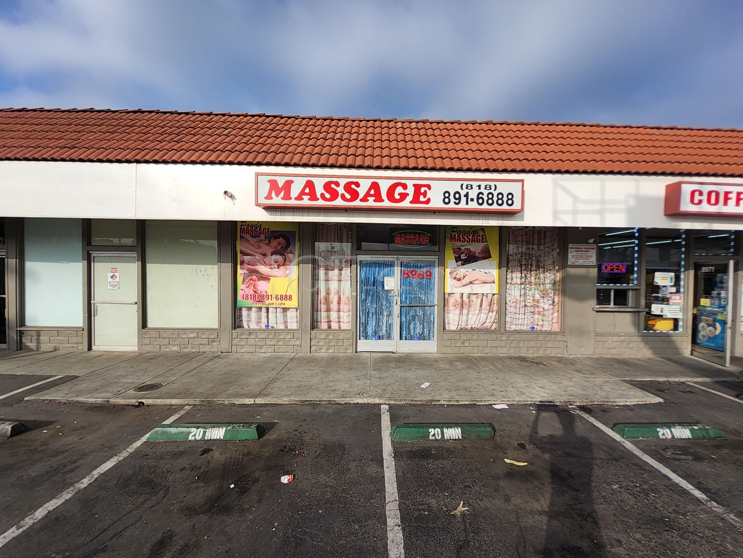 Los Angeles, California 918 Panda Massage