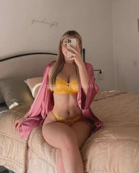 Escorts Detroit, Michigan Hello guys I’m Amalia