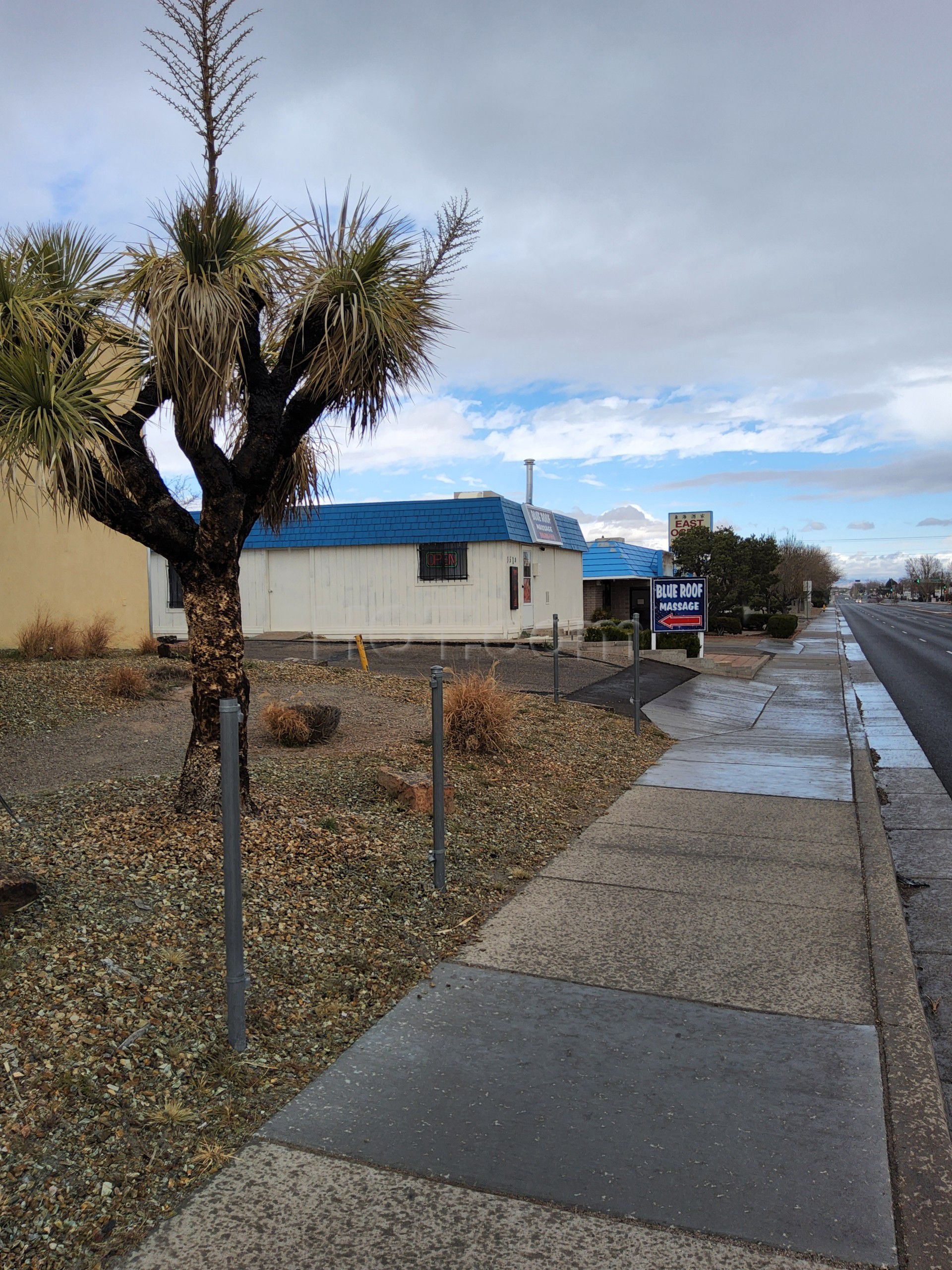 Albuquerque, New Mexico Blue Roof Massage