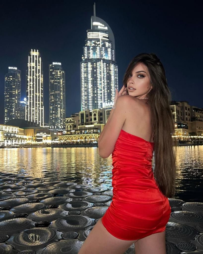 Escorts Dubai, United Arab Emirates Roxana