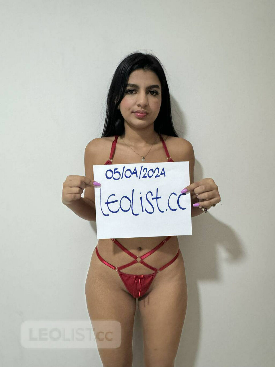” hot venezuelan i only accept cash call