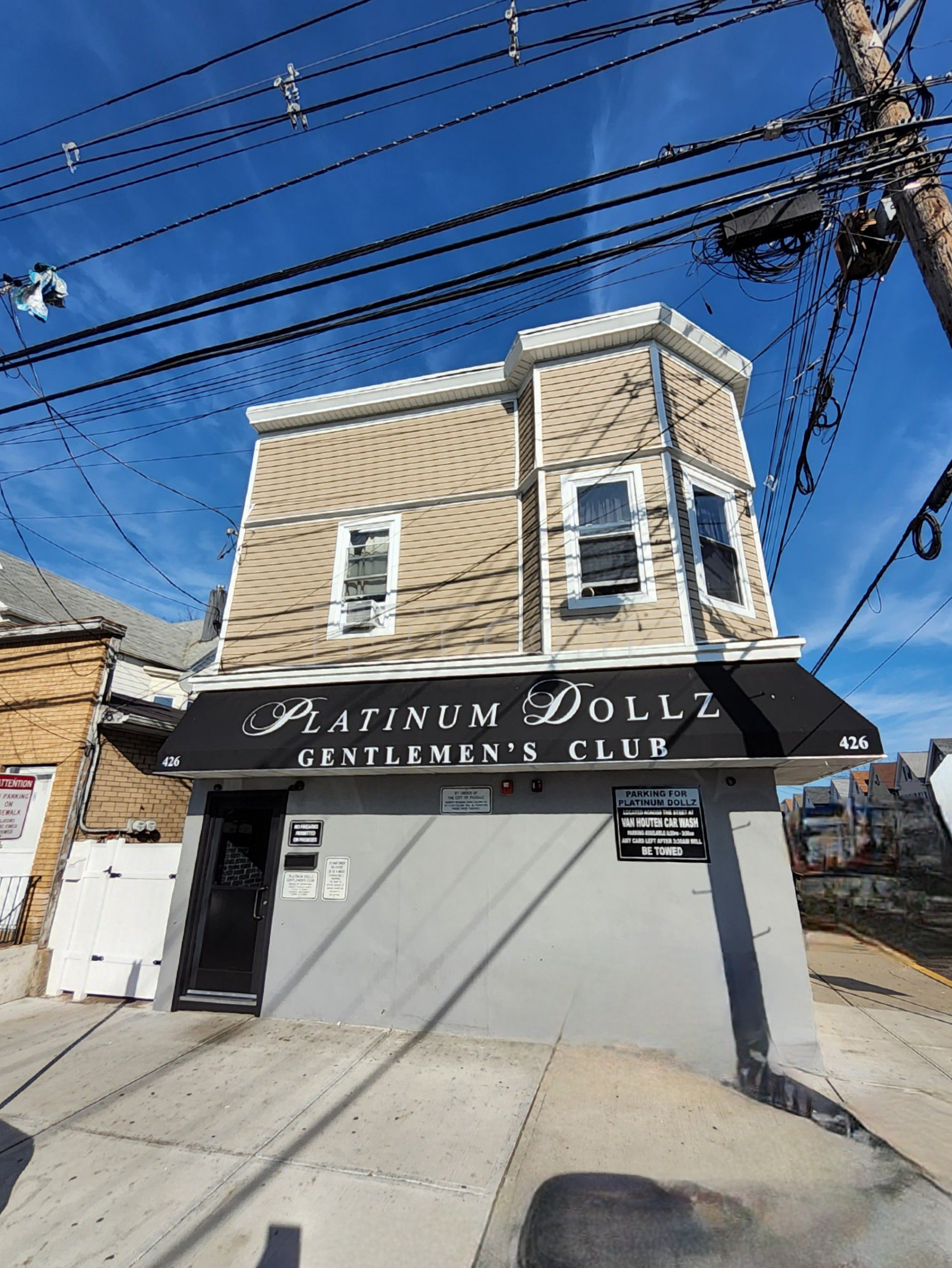 Passaic, New Jersey Platinum Dolls Gentlemens Club and Restaurant