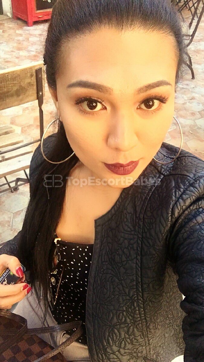 Escorts Lyon, France JanineAsianLadyboy