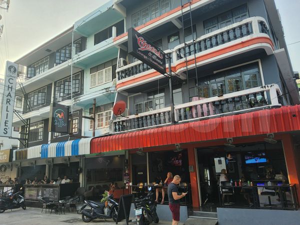 Pattaya, Thailand Cheers & Beers Lounge