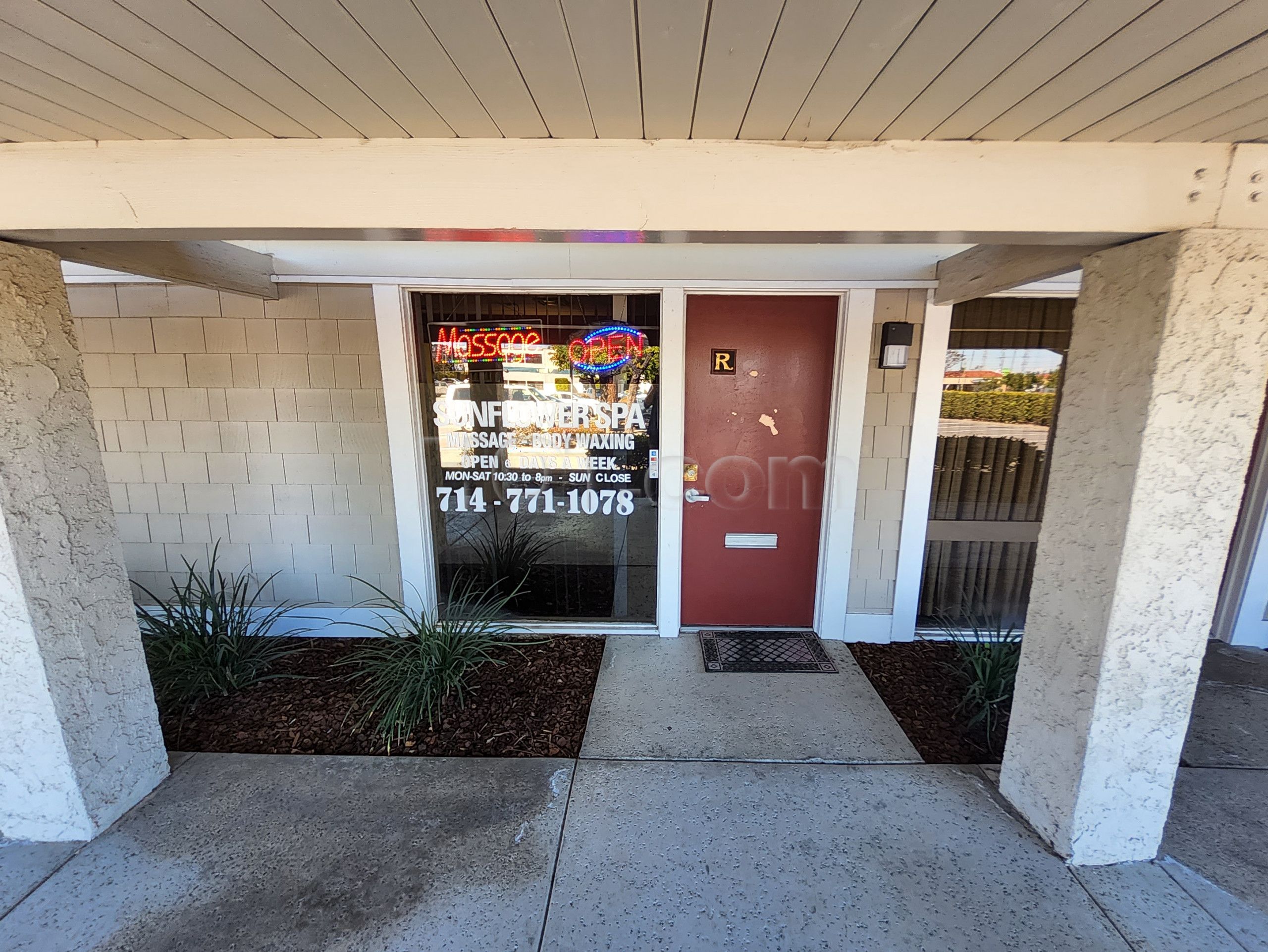 Orange, California Sunflower Spa