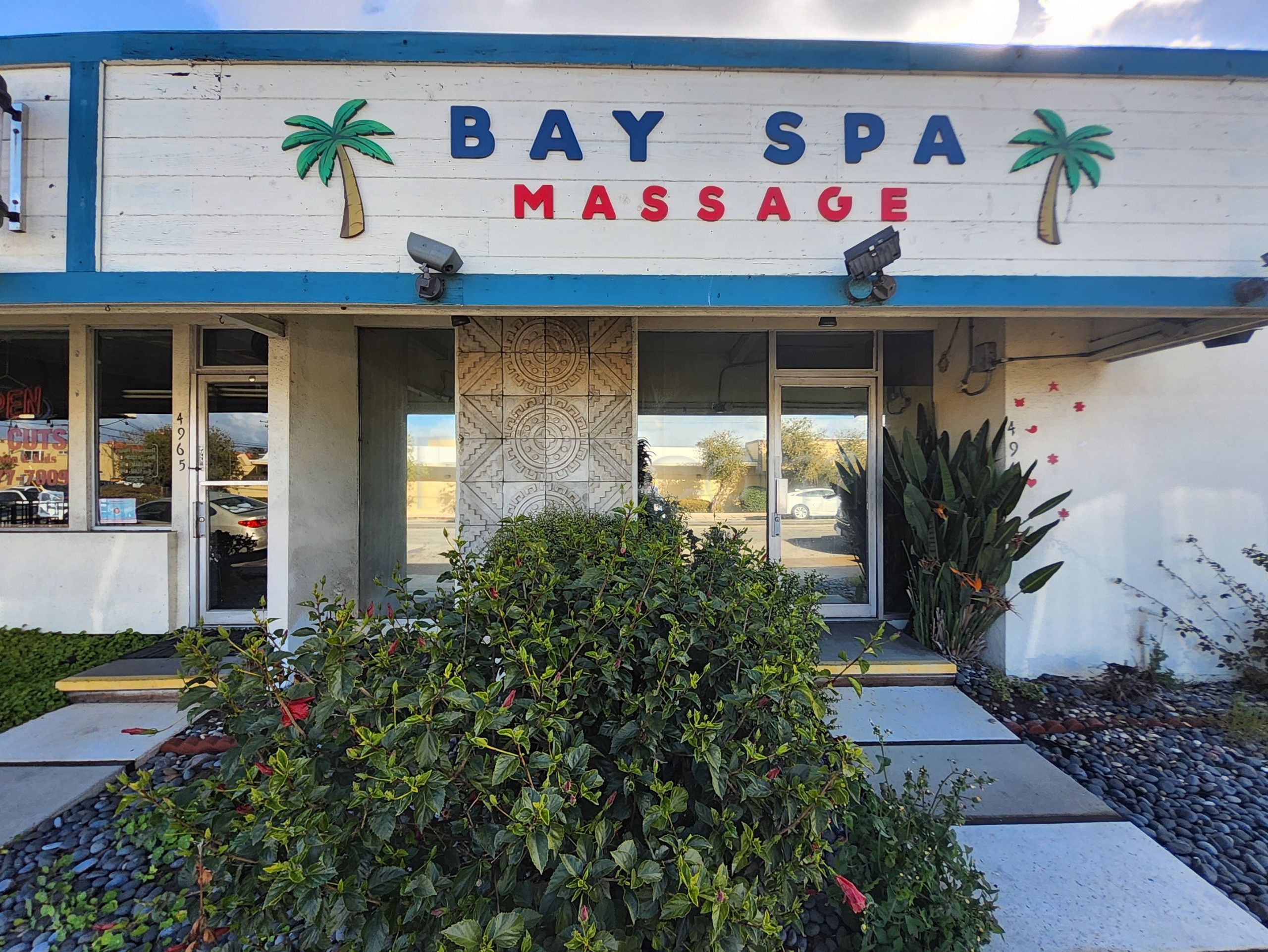 San Diego, California Bay Spa & Massage