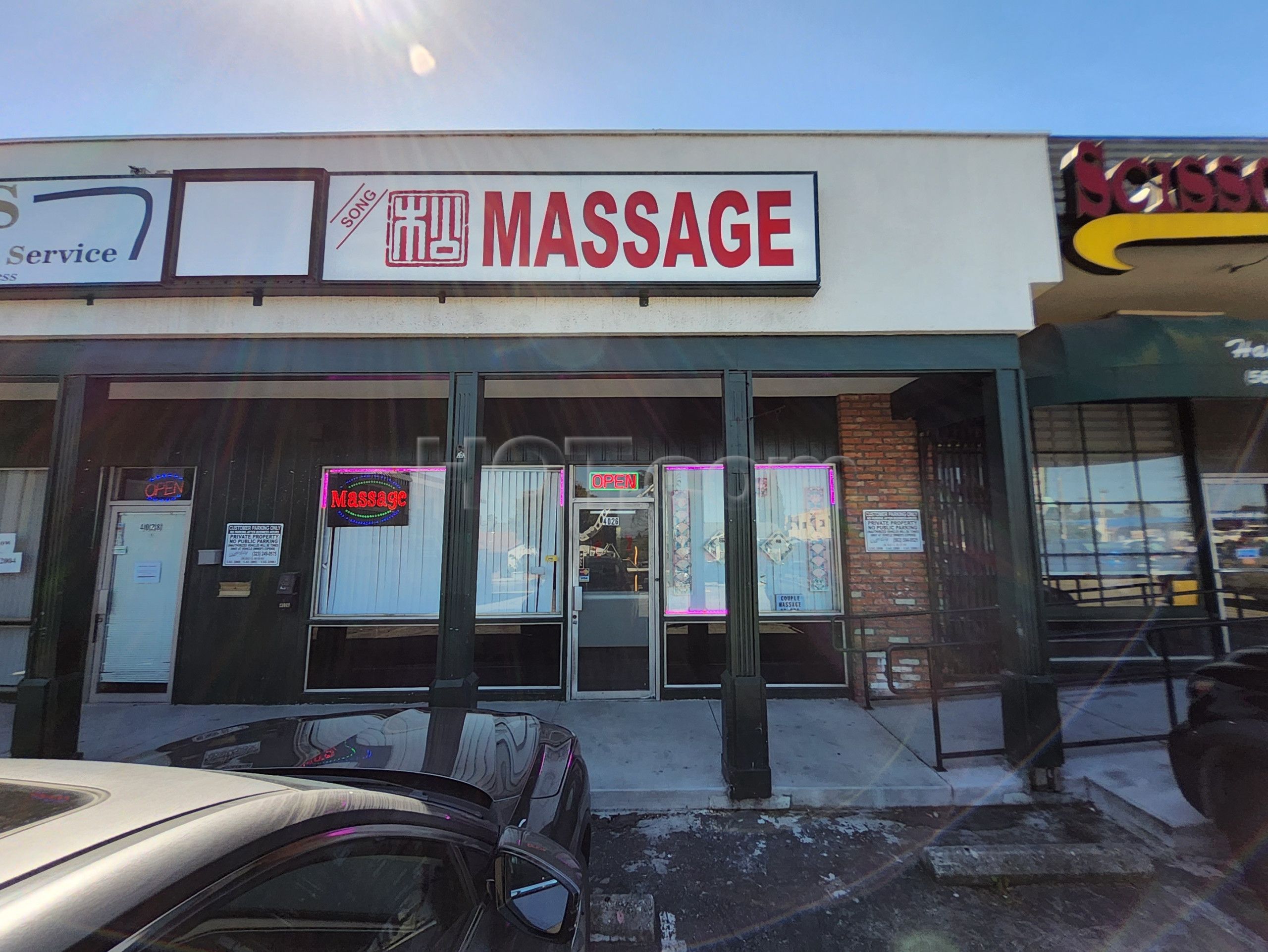 Long Beach, California Song Massage