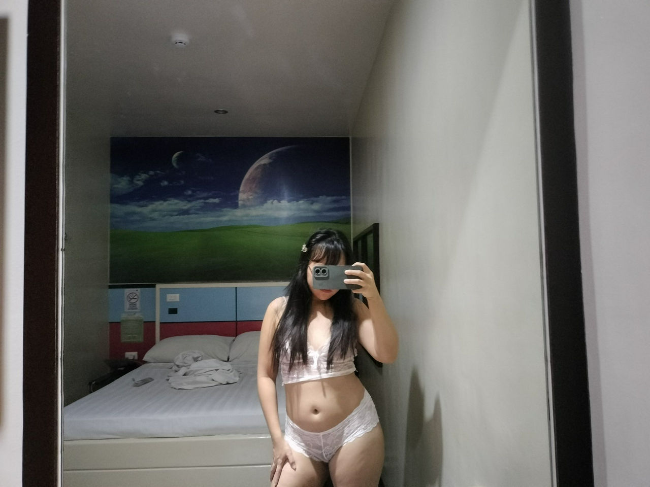 Escorts Manila, Philippines SEXY NON MILF