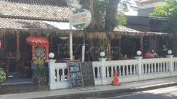 Beer Bar Bali, Indonesia Sendok Emas Bar
