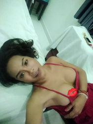 Escorts Kuwait City, Kuwait CAMSHOW tsBONITA