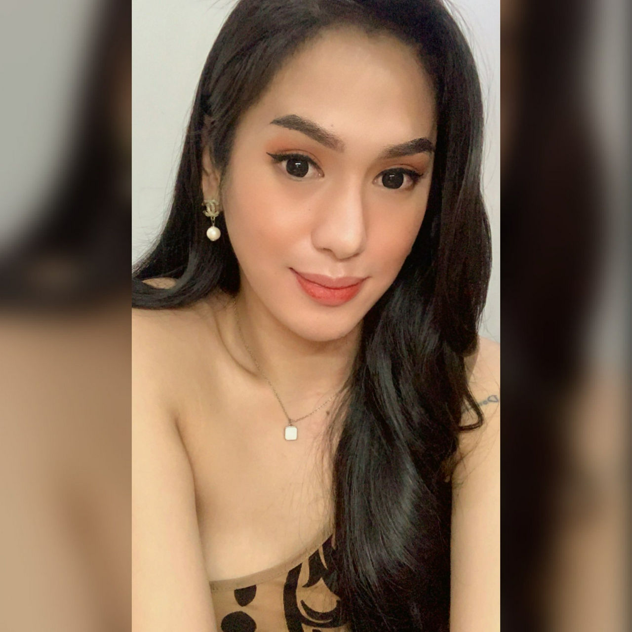 Escorts Makati City, Philippines ADORABLE & VOLUPTUOUS TRANSBABE