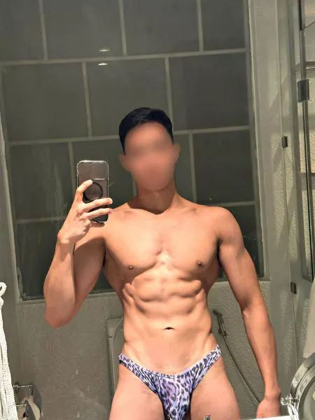 Escorts Manila, Philippines Henry_Hunk