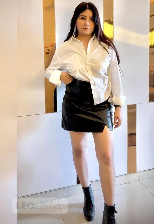 Escorts Brampton, Ontario Independent sexy Indian student beauty available for genuine