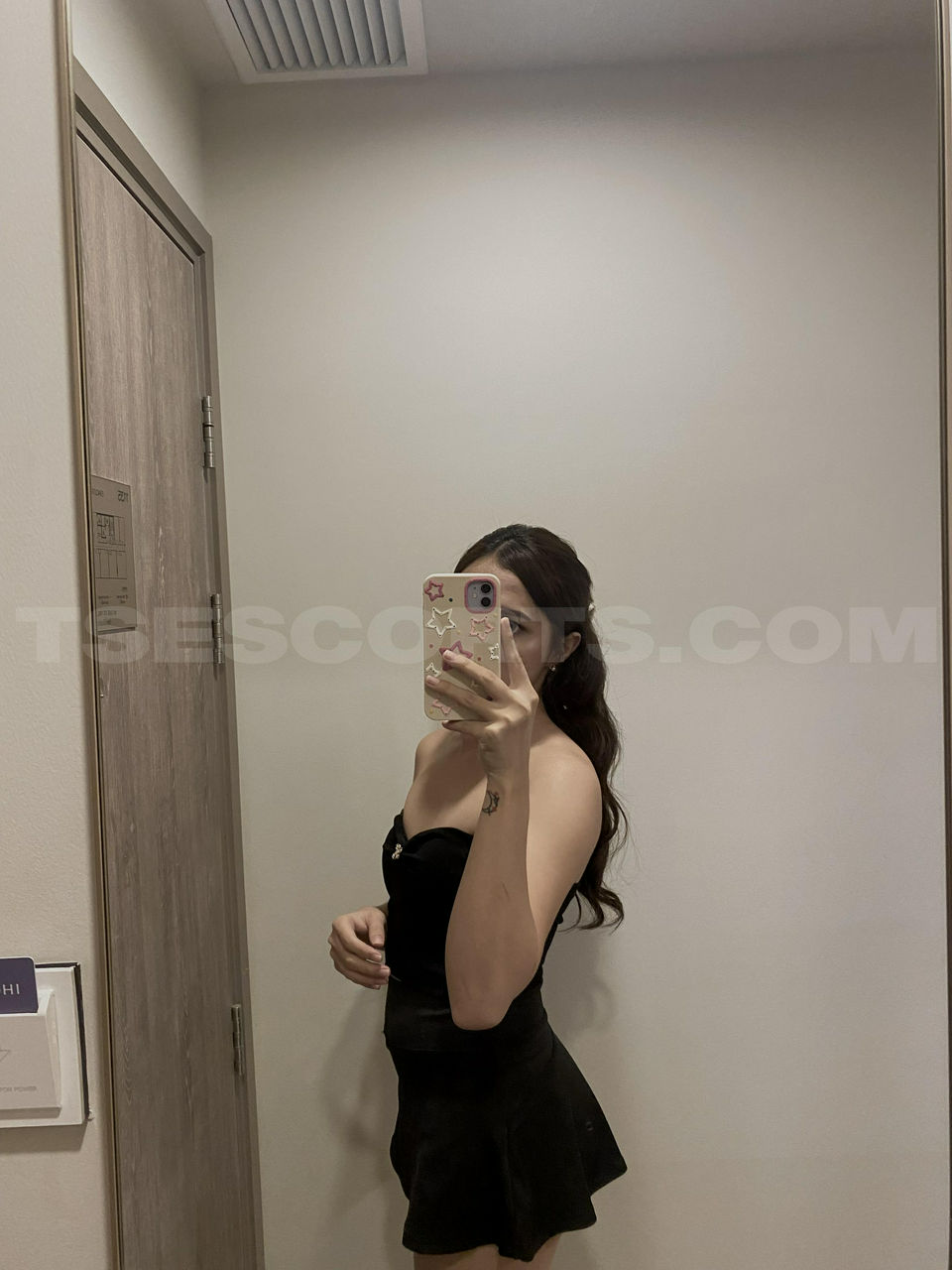 Escorts Makati City, Philippines lexi