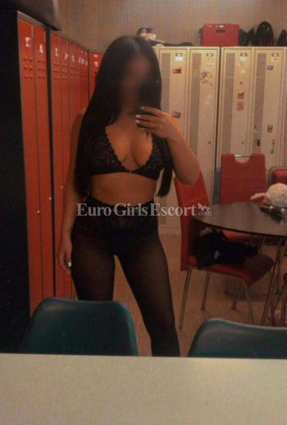 Escorts Mainz, Germany New Edina