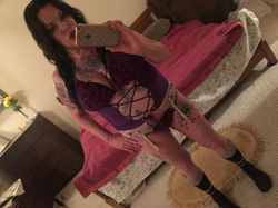 Escorts Sacramento, California Naughty & Tite Exotic White Girl U!