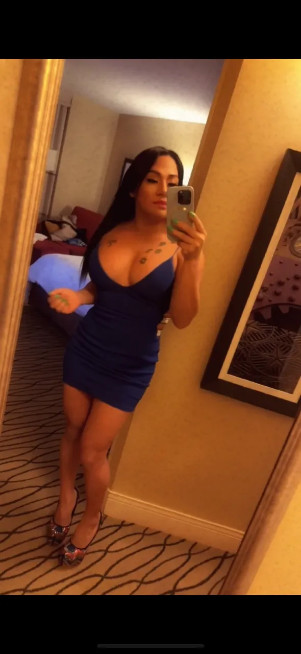 Escorts Inglewood, California VISITING AIPORT AREA