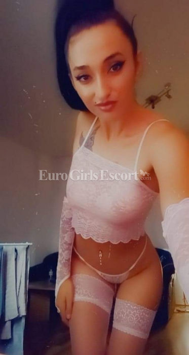 Escorts Aachen, Germany Vanessa