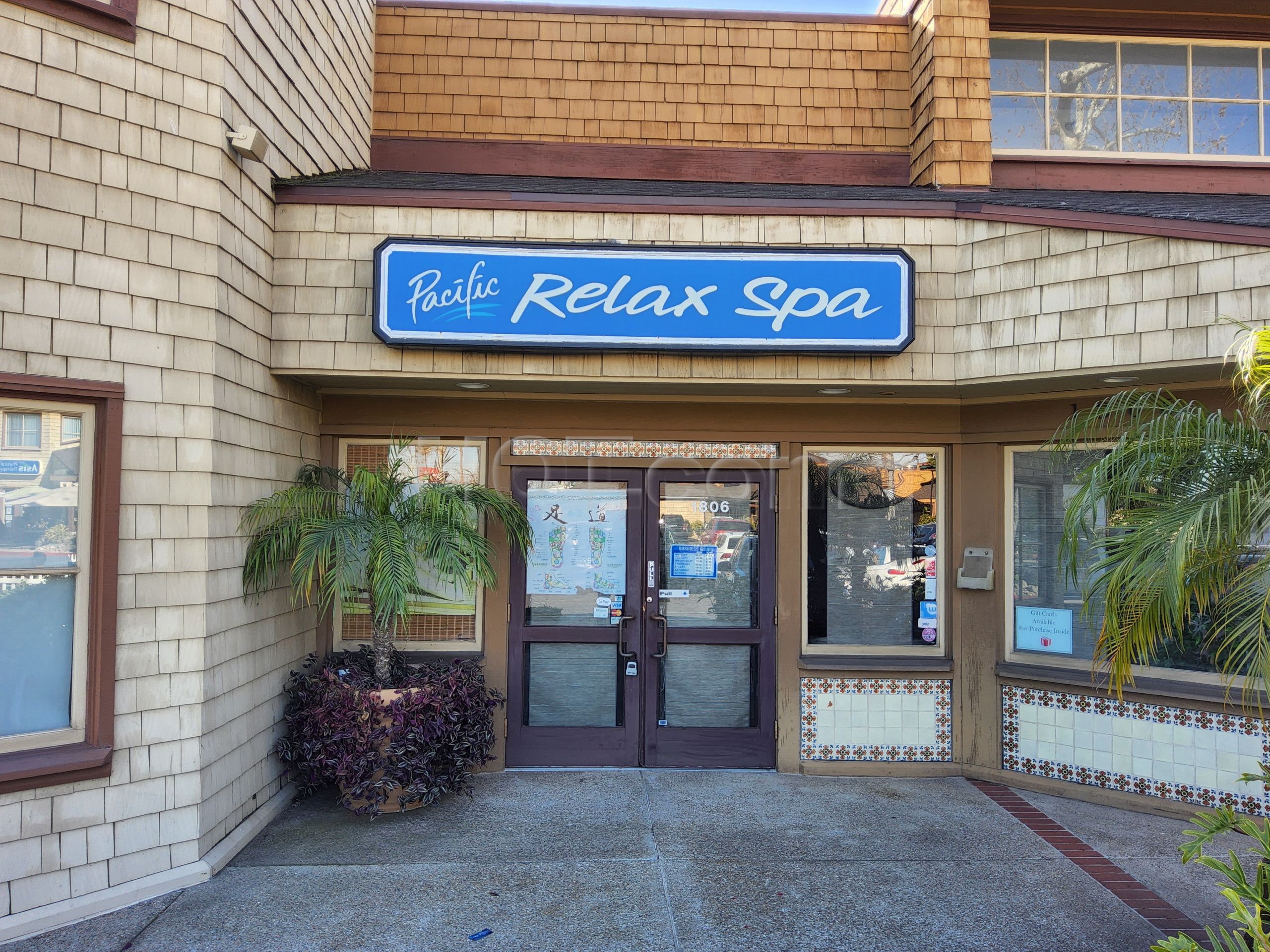 San Diego, California Pacific Relax Spa