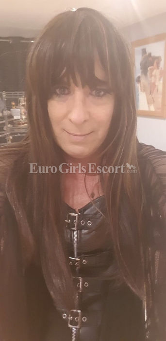 Escorts Birmingham, England Veriatie