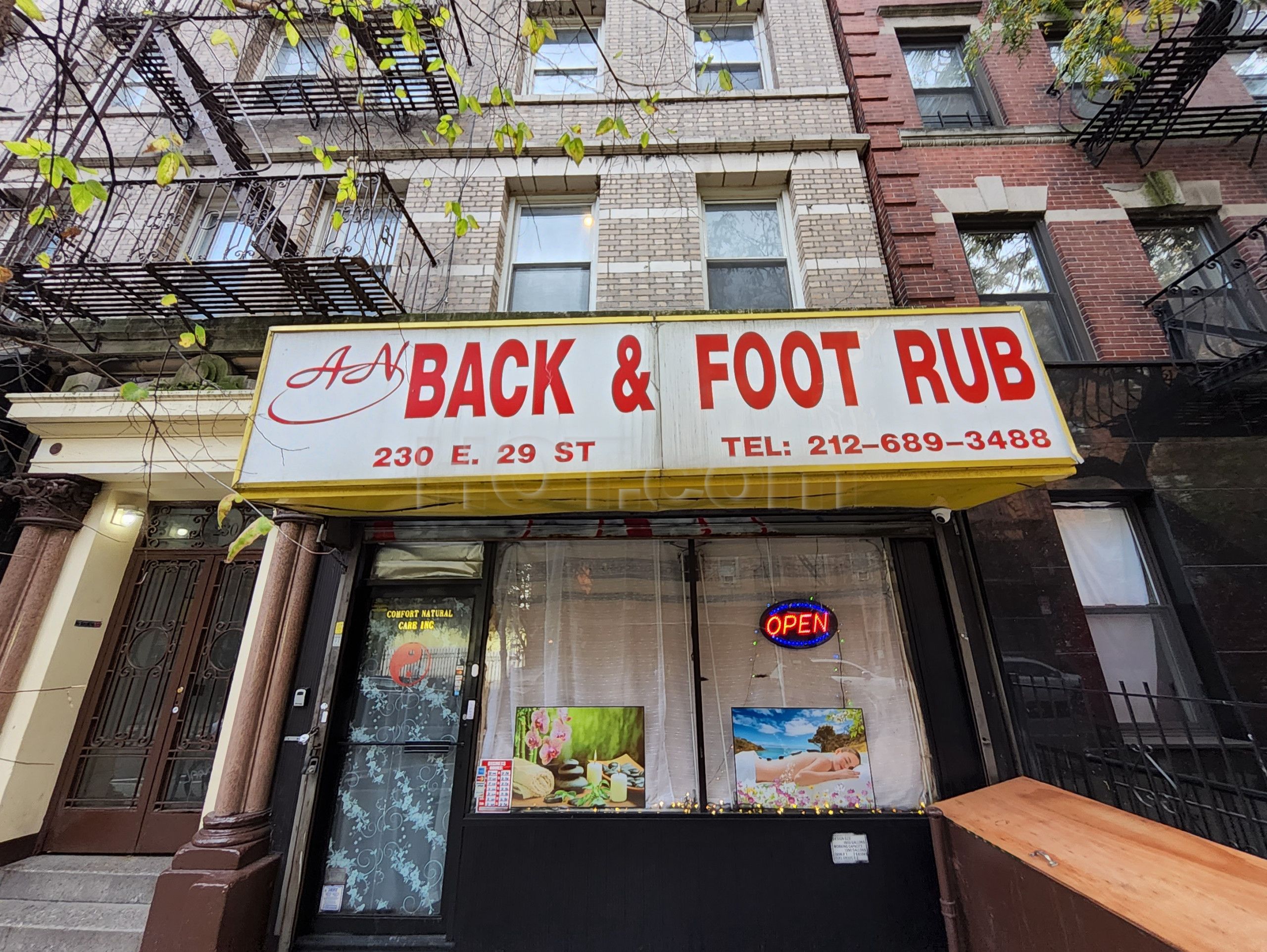 New York City, New York A N Back and Foot Rub