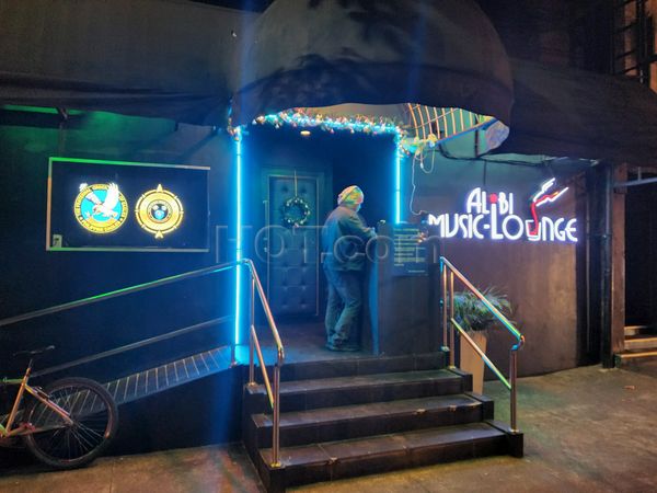 Beer Bar / Go-Go Bar Manila, Philippines Alibi Music Lounge