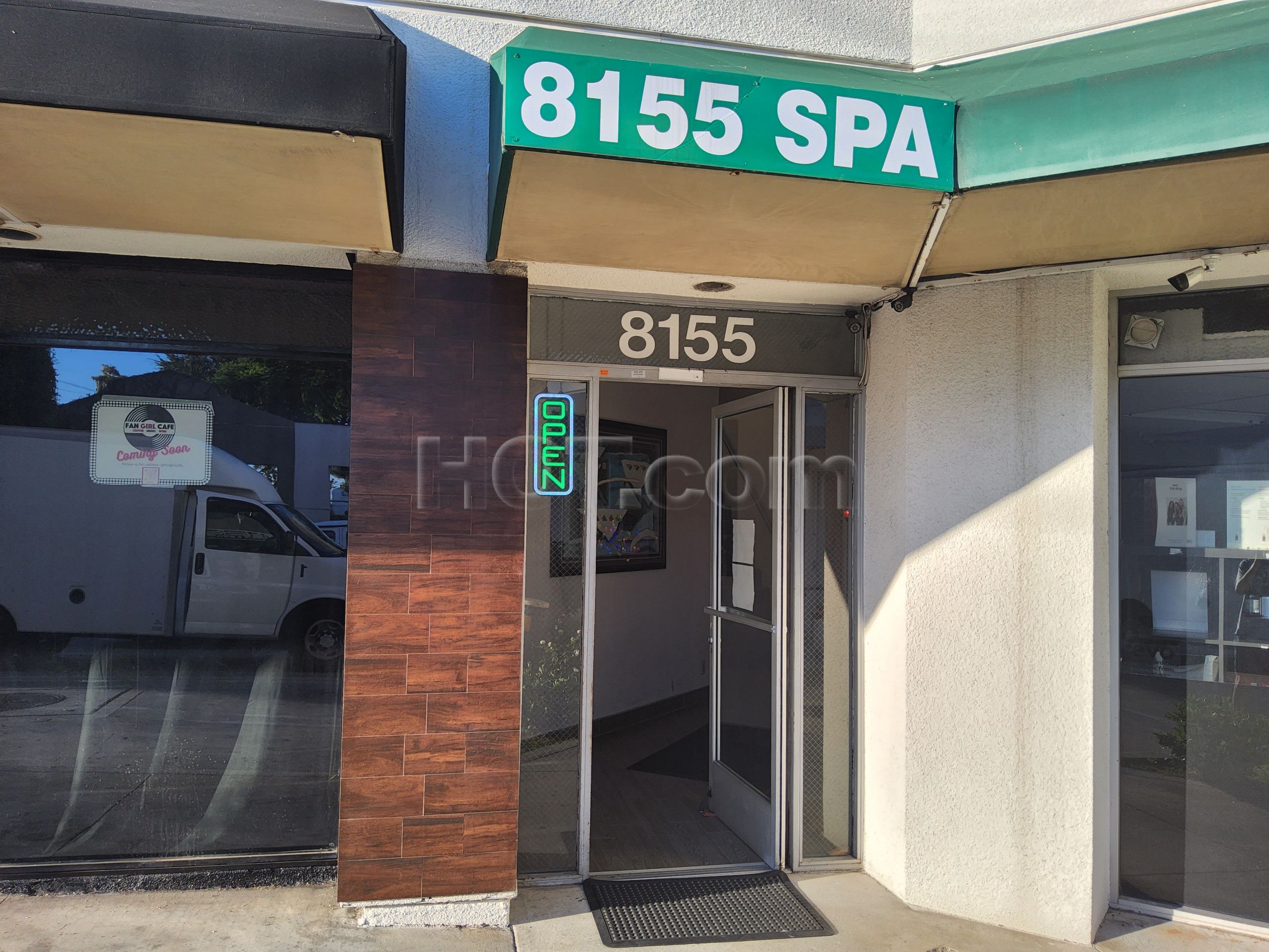 West Hollywood, California 8155 SPA