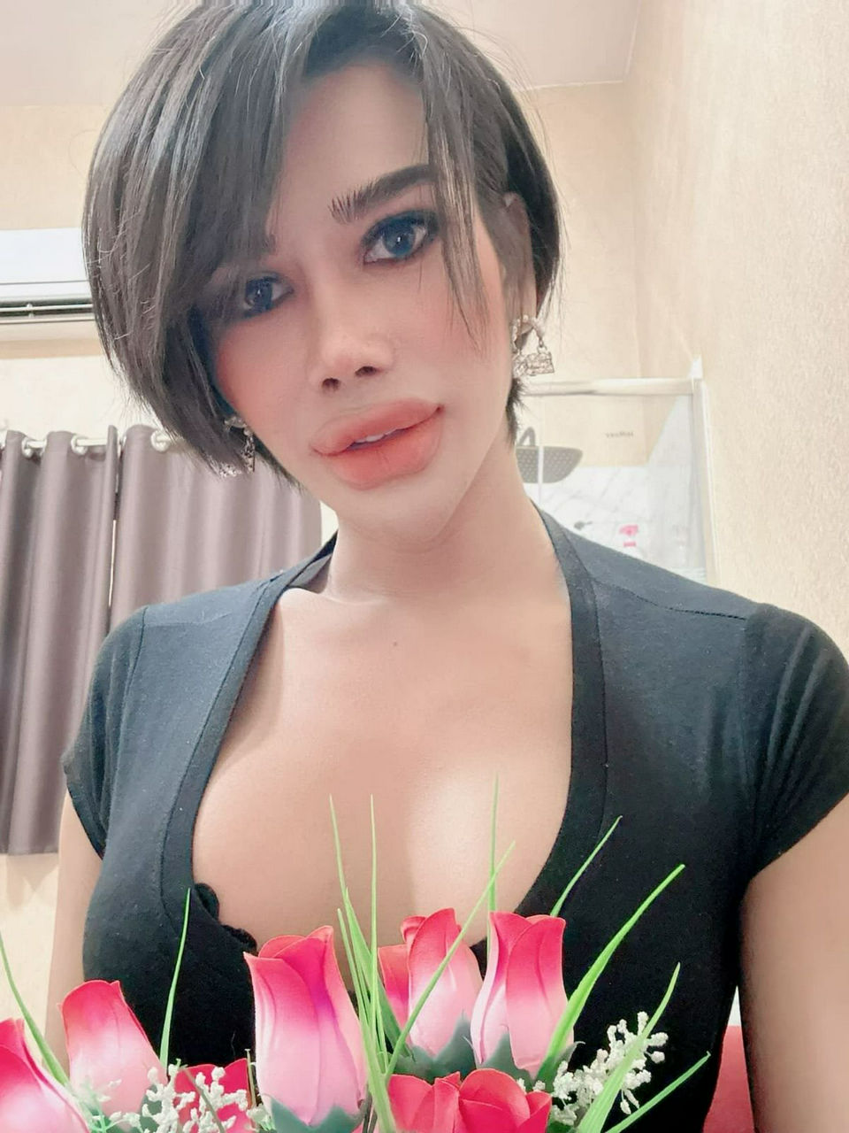 Escorts Al Ain City, United Arab Emirates Eisa Ladyboy