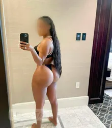 Escorts Calgary, Alberta Juju  Naughty - Titts Fetish -Thick & Sex -GFE PASSIONATE -