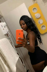 Escorts Stockton, California outcall specials 🍭Sweet Petite Nice Tight & Very Wett💦🍫  25 -