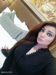 Escorts Sharjah, United Arab Emirates Sarah Busty Milf