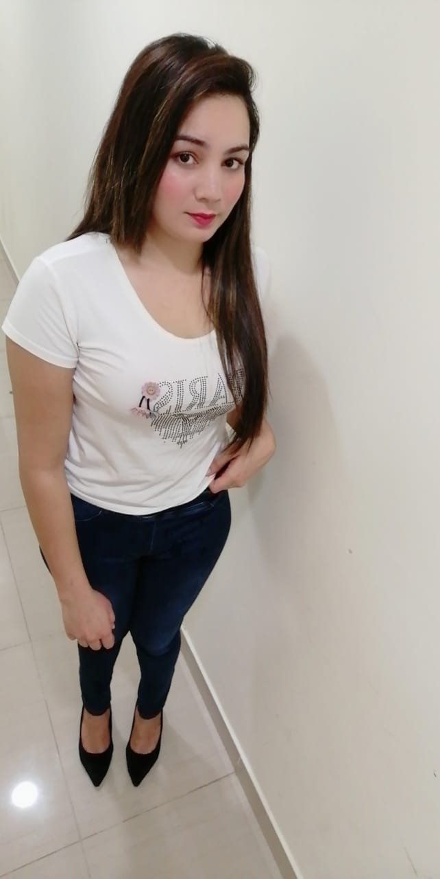 Escorts Sharjah, United Arab Emirates Sarika Indian Girl