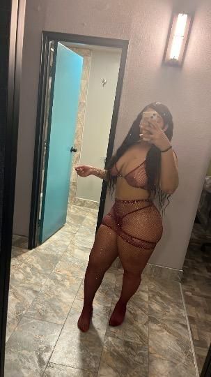 Escorts Atlanta, Georgia New big booty Nina Incall/outcalls/Face Time Show/Video Sell