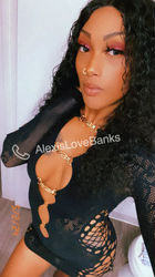 AlexisLoveBanks