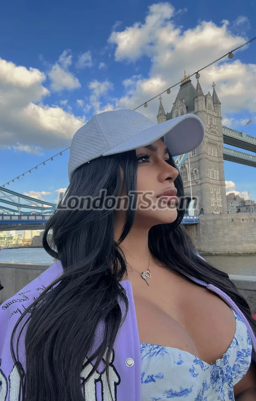 Escorts London, England FANTASY TS