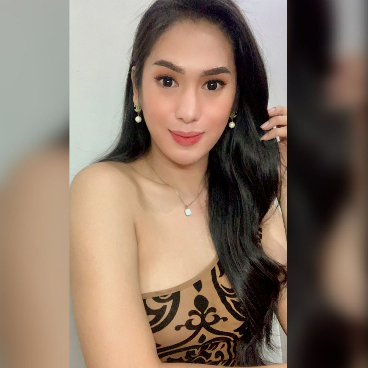 Escorts Makati City, Philippines ADORABLE & VOLUPTUOUS TRANSBABE