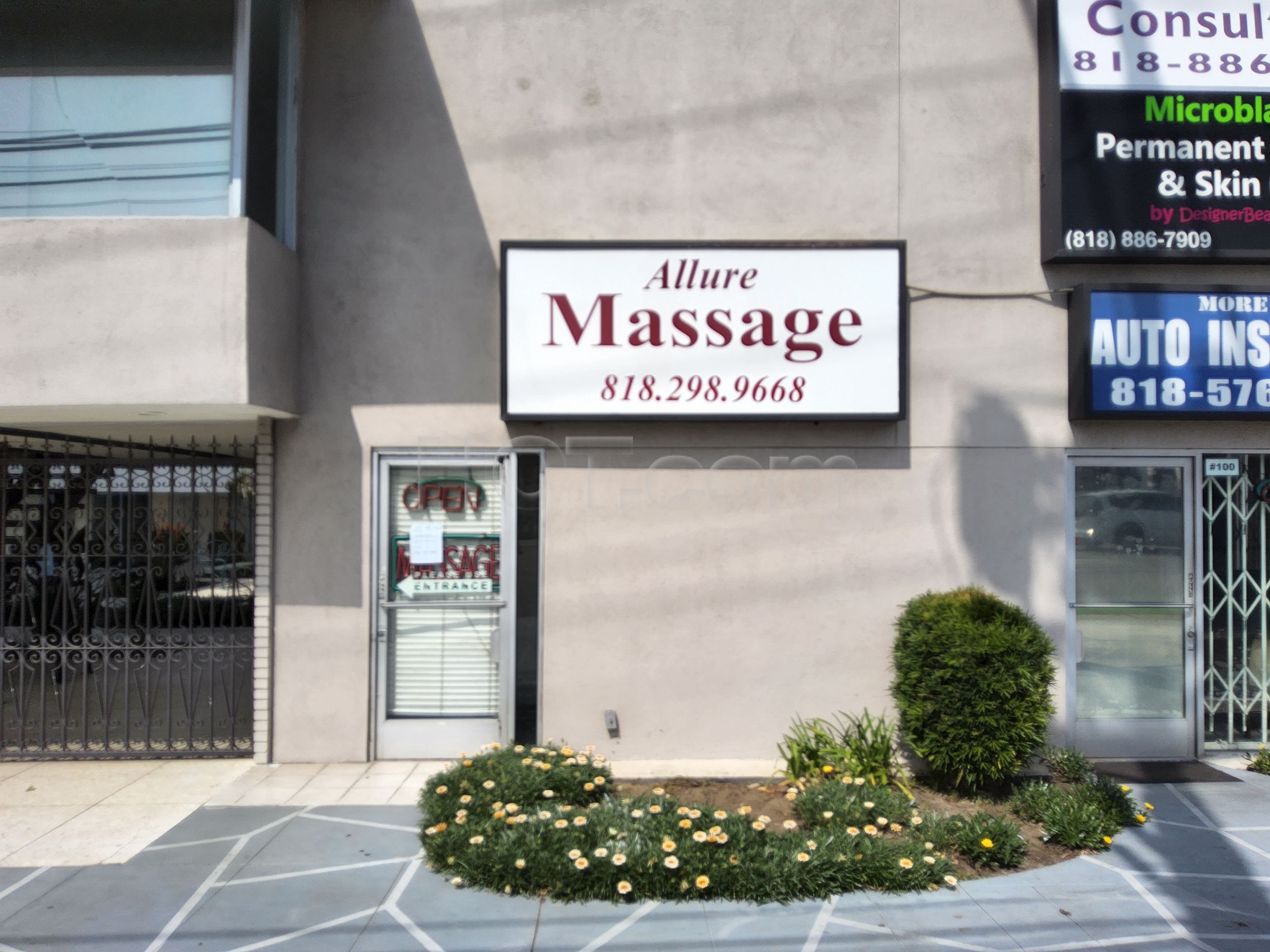 Northridge, California Allure Massage