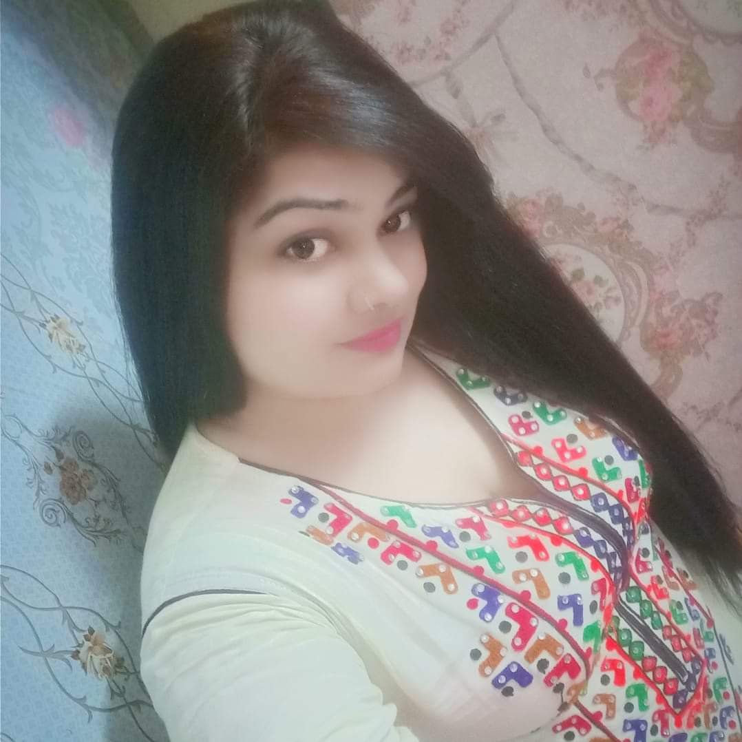 Escorts Abu Dhabi, United Arab Emirates Chanchal Big Boobs Girl