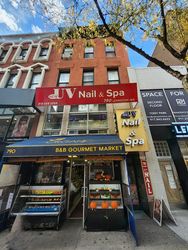 New York City, New York New UV Nails and Spa