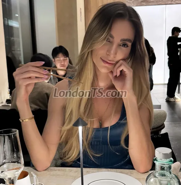 Escorts London, England Antonella