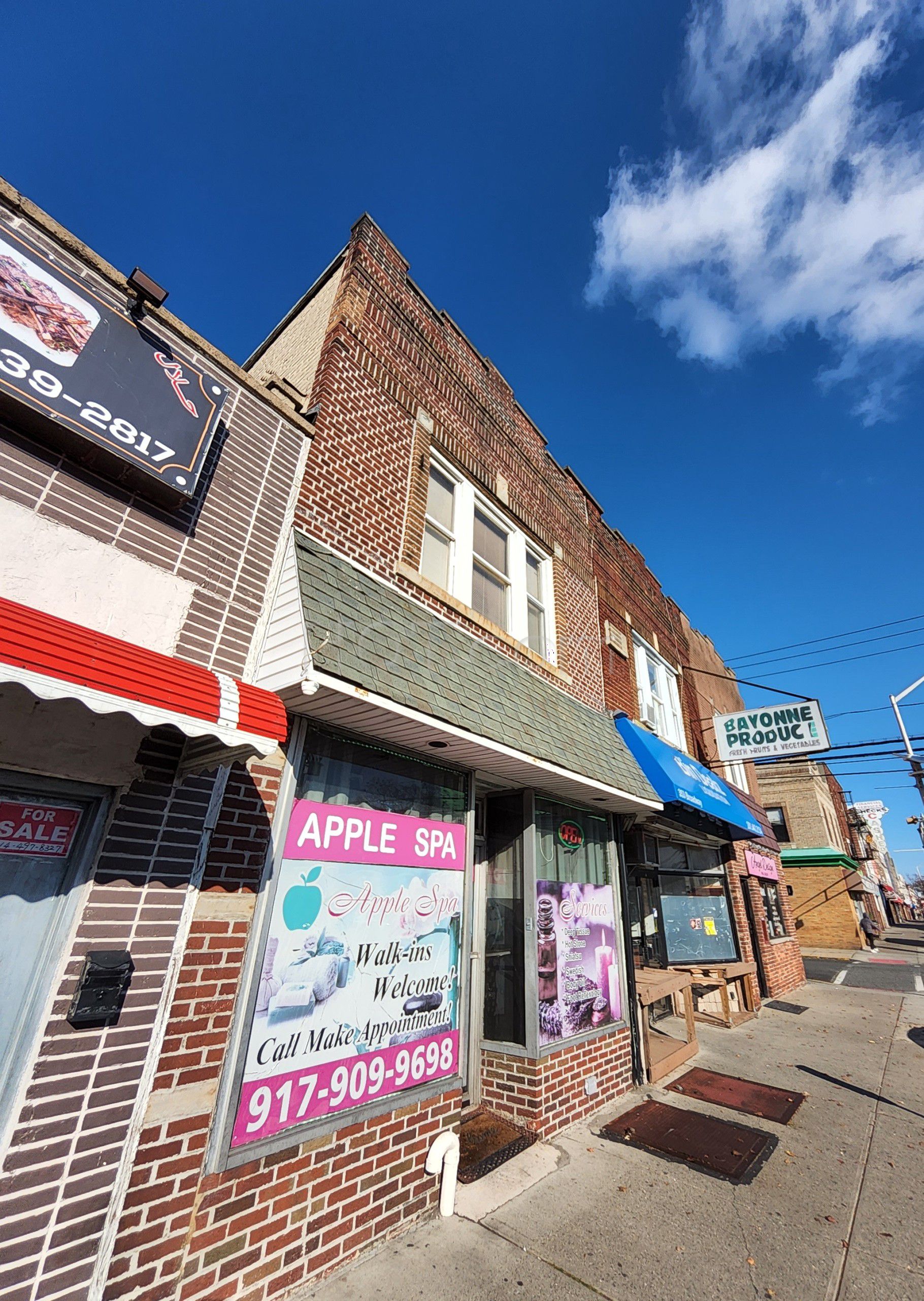 Bayonne, New Jersey Apple Spa