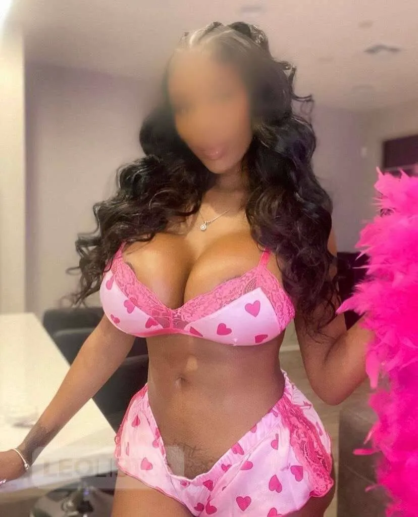 Escorts Niagara Falls, Ontario ROLEPLAY & CIM FAVORITE FETISHDFK-DATY-Curvy -BIG TITTS -