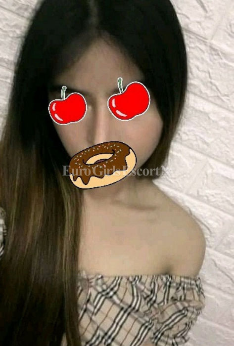 Escorts Makati City, Philippines Elise Bernal