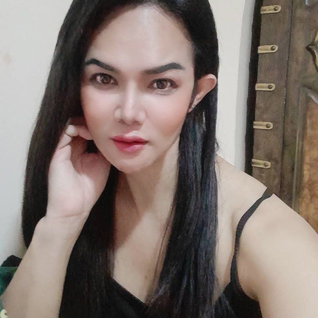 Escorts Muscat, Oman Meena ladyboy massage Thailand